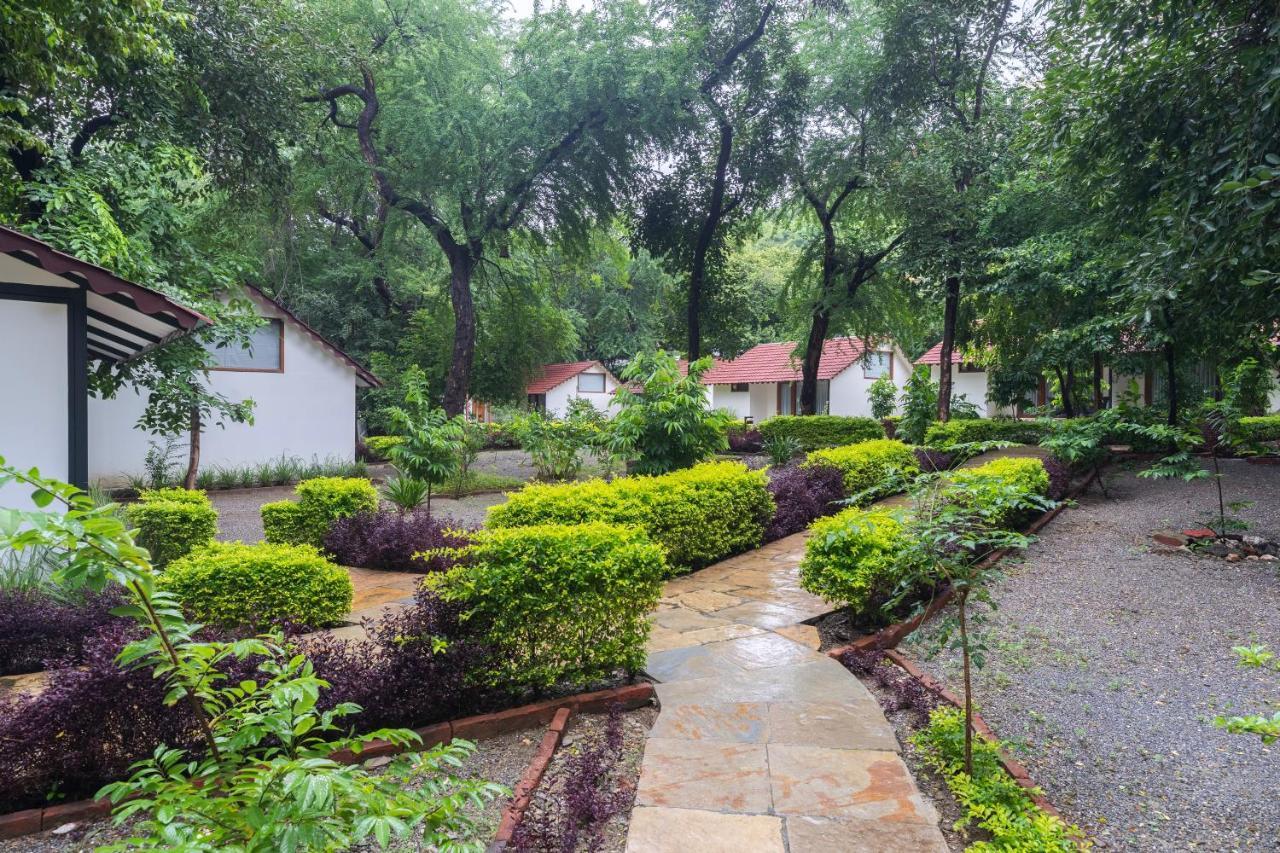 Aranya Vilas - A Nature Resort Udaipur Exterior photo