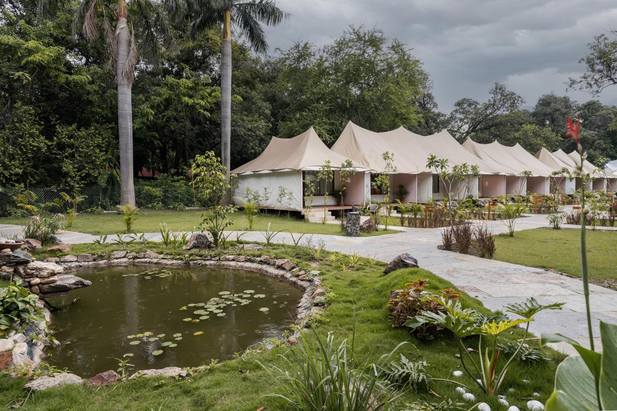 Aranya Vilas - A Nature Resort Udaipur Exterior photo