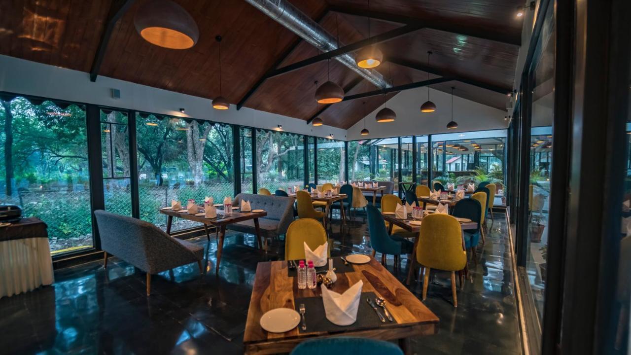 Aranya Vilas - A Nature Resort Udaipur Exterior photo